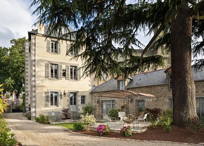 Clos Du Cedre - Chambres D\'Hotes D\'Exception, Luxury B&B A Dinan