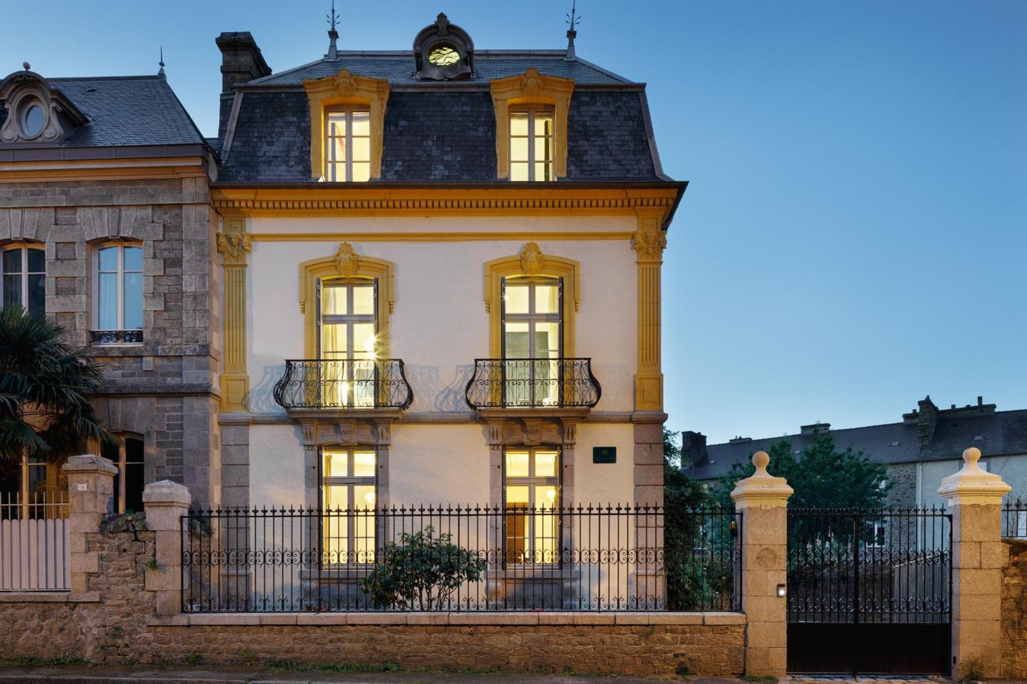 Bed & Breakfast Clos Du Cedre - D'hotes D'exception, Luxury A Dinan