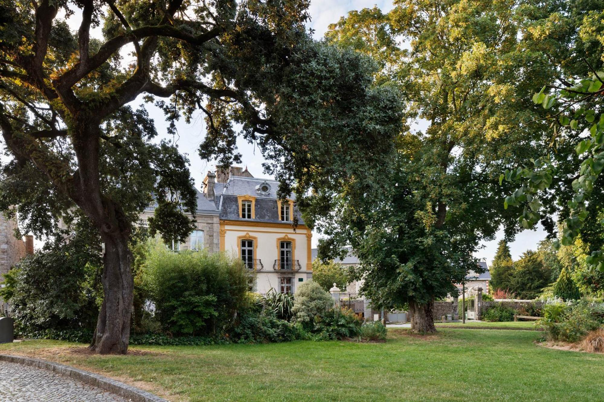 Clos Du Cedre - D'hotes D'exception, Luxury A * Dinan